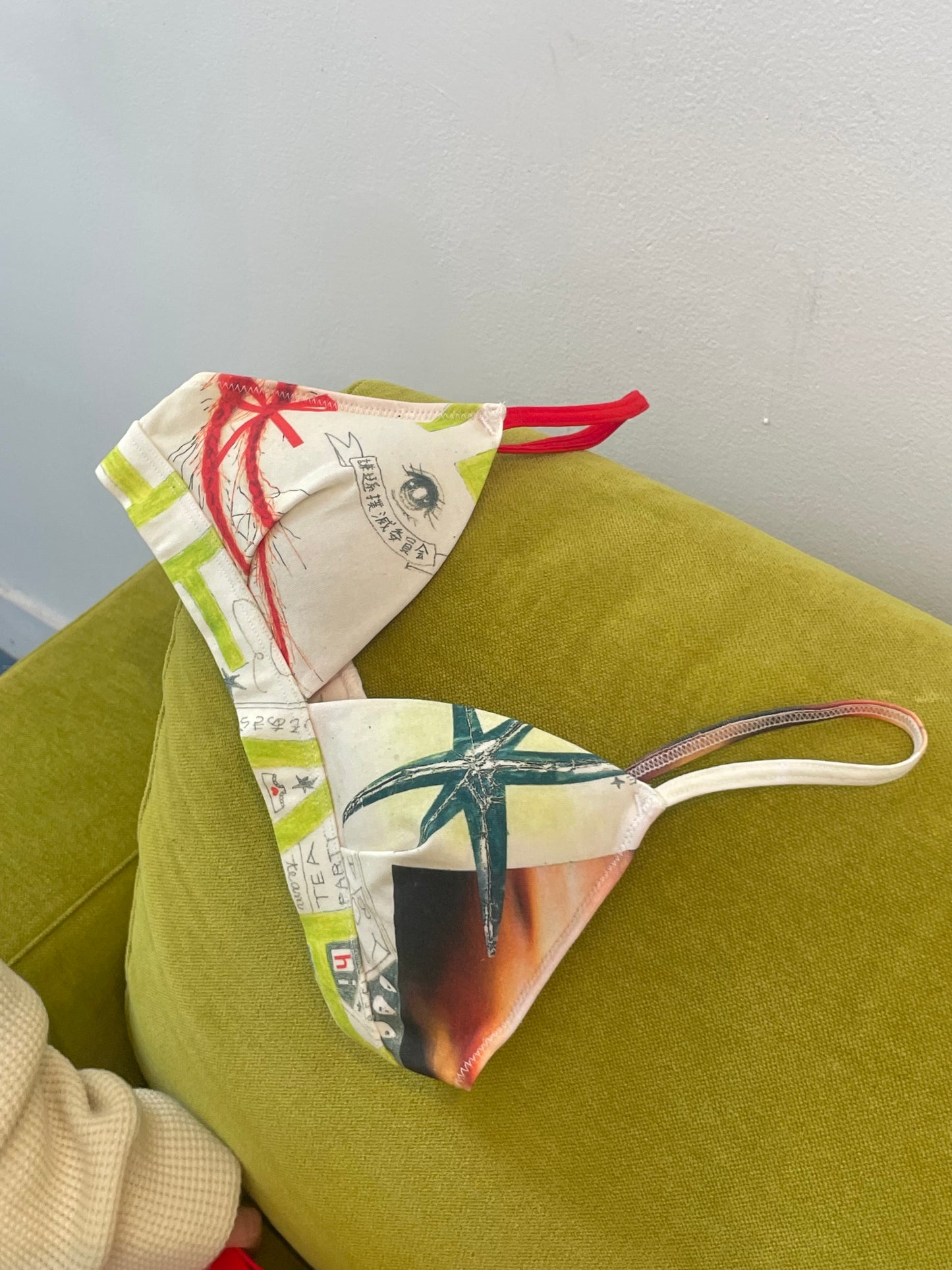 【001】messenger bra